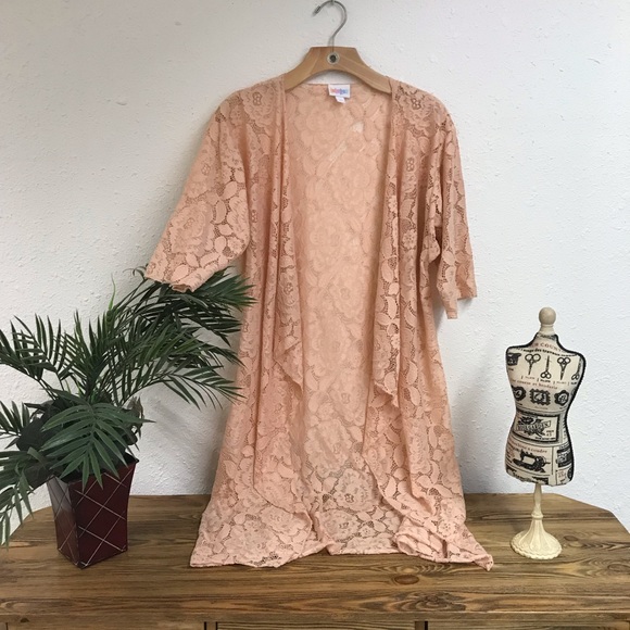 LuLaRoe Tops - LuLaRoe Peach Lace Shirley Kimono Size S